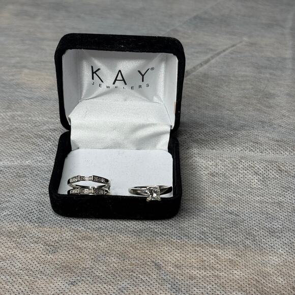 1 Carat Princess Cut Solitaire Natural Diamond Engagement Ring & Wedding Band - Picture 4 of 16